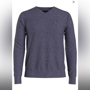 Men’s V neck sweater